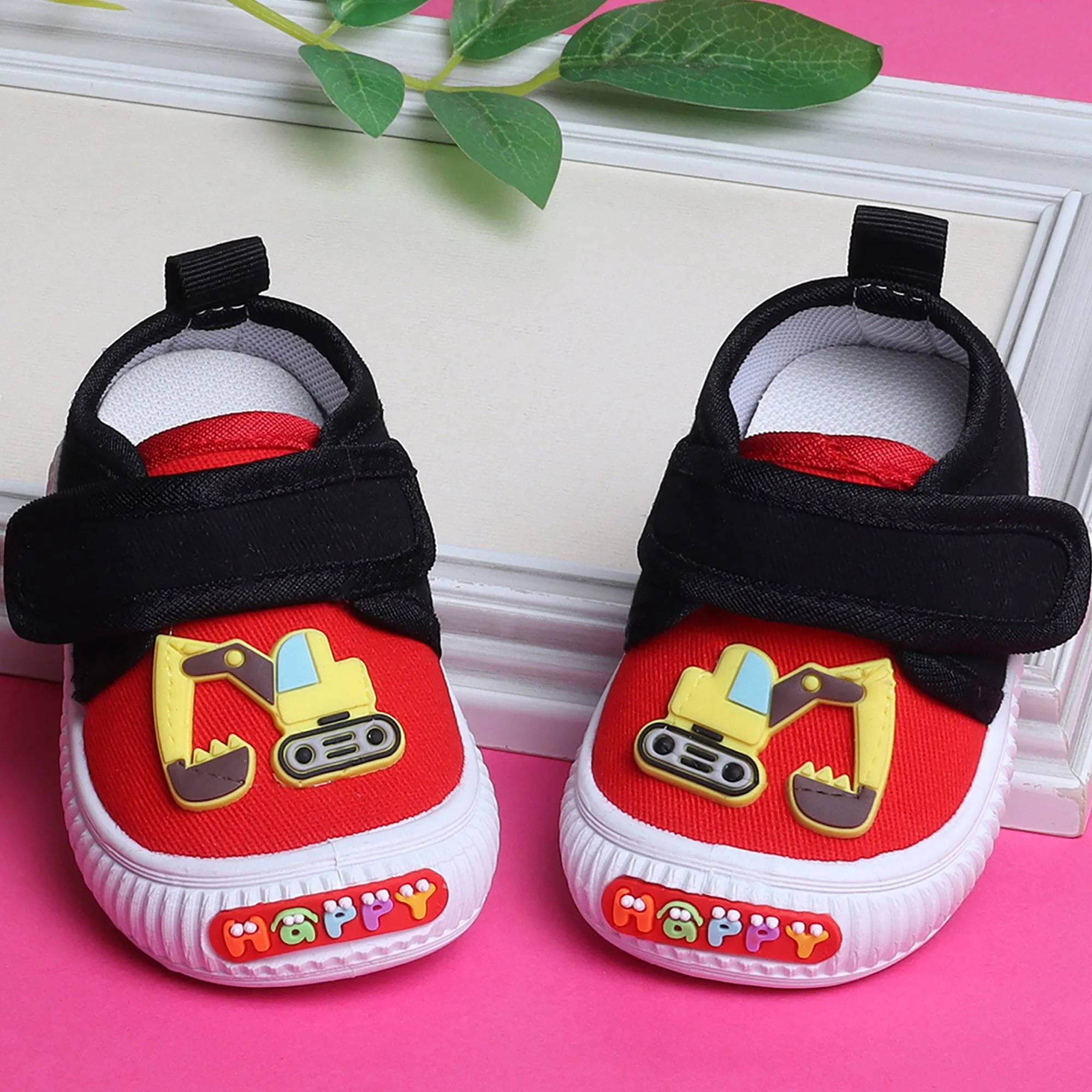 Baby Moo Truck Applique Velcro Strap Anti-Skid Chu Chu Sound Sneakers - Red