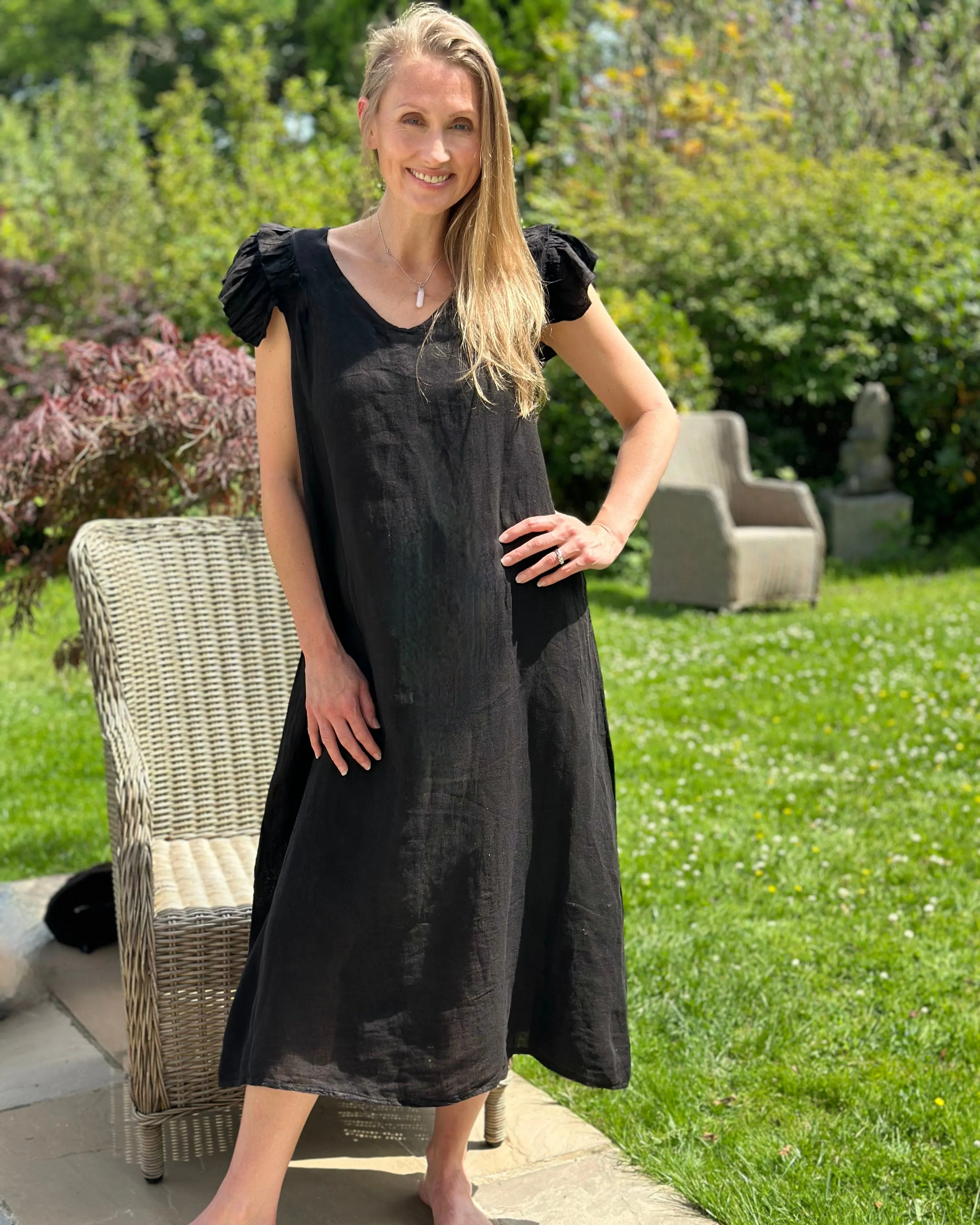 Frill Sleeve Linen Dress - Black