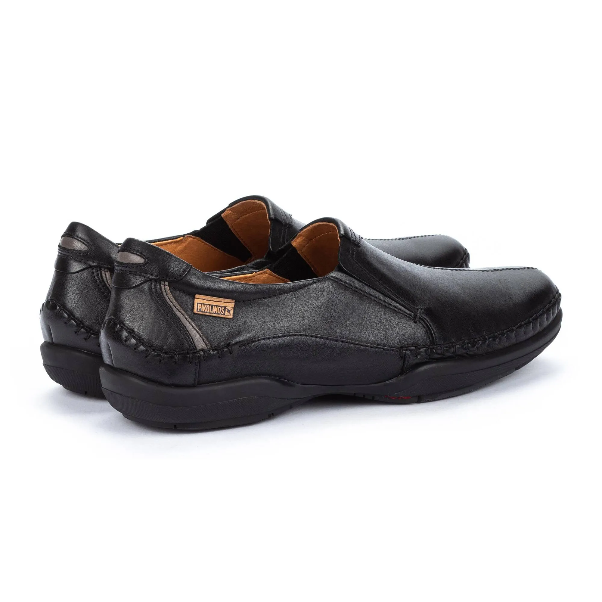 Men's Pikolinos San Telmo comfortable Loafer Color: Black